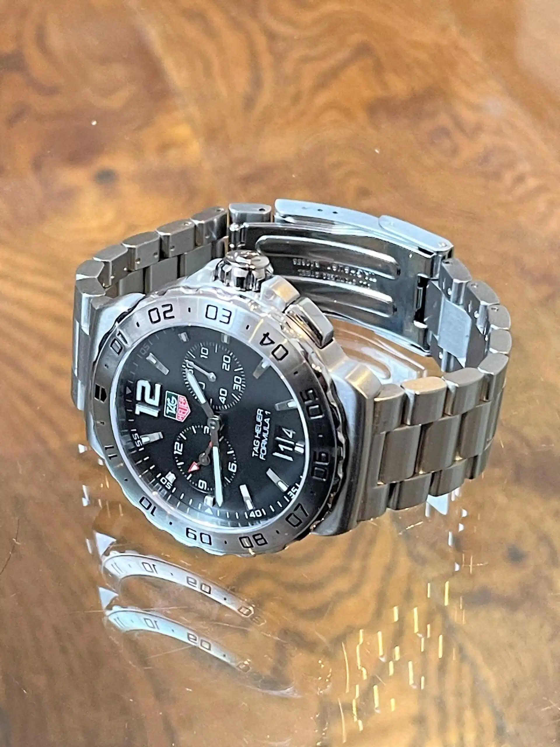 Tag Heuer Formula 1 WAU111A Tag Heuer F1 men's alarm watch with a black dial