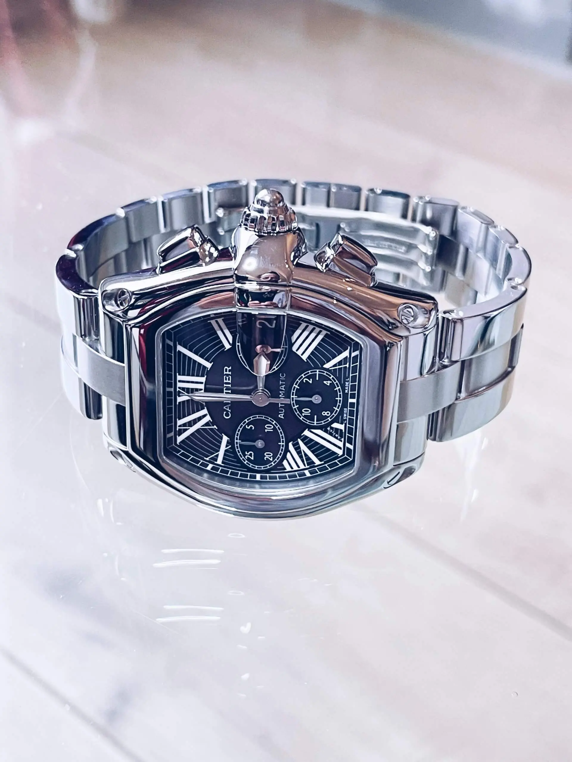 Cartier Roadster 2618 XL 43mm x 47mm - Luxury Watch Group