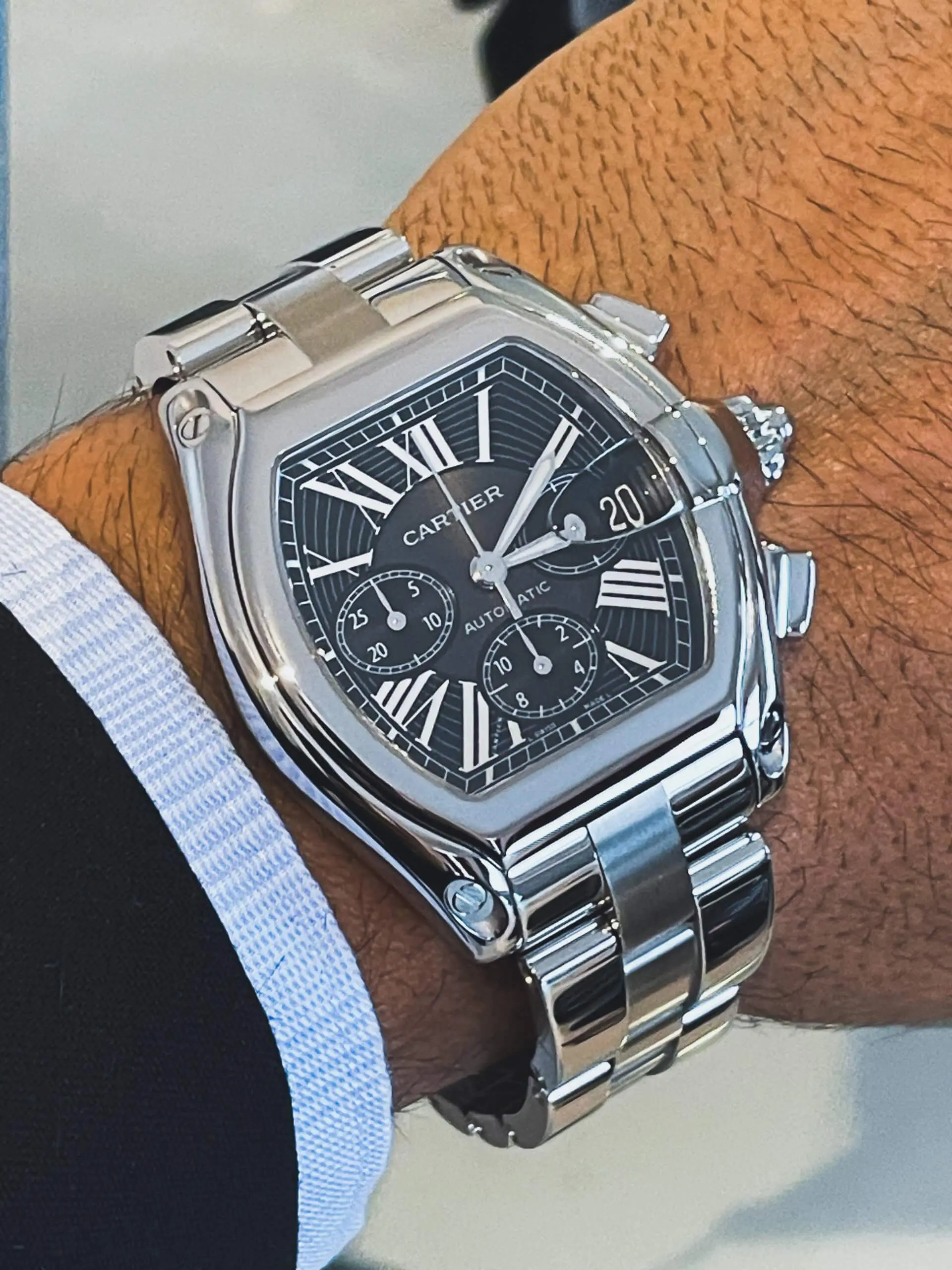Cartier Roadster 2618 XL 43mm x 47mm - Luxury Watch Group