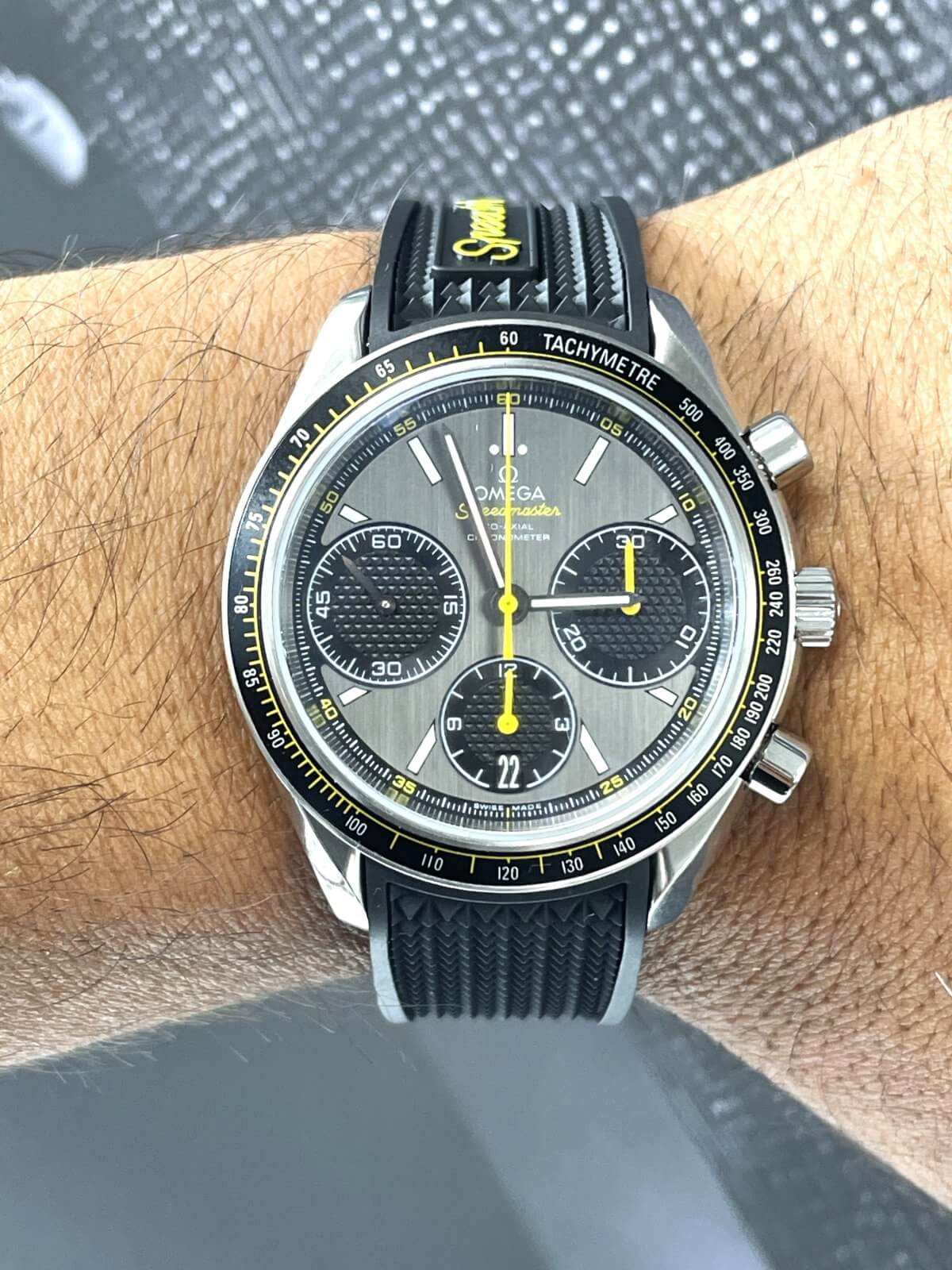 Omega Speedmaster Racing 40mm 326.30.40.50.06.001 40mm - Image 4