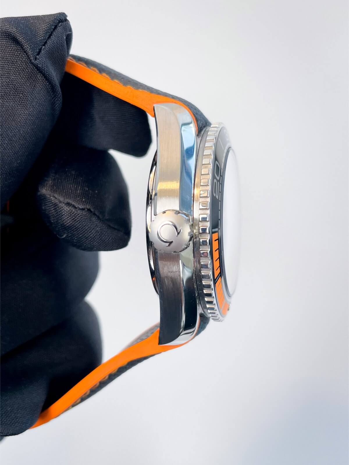 Omega Seamaster Planet Ocean 215.32.44.21.01.001 44mm - Image 6