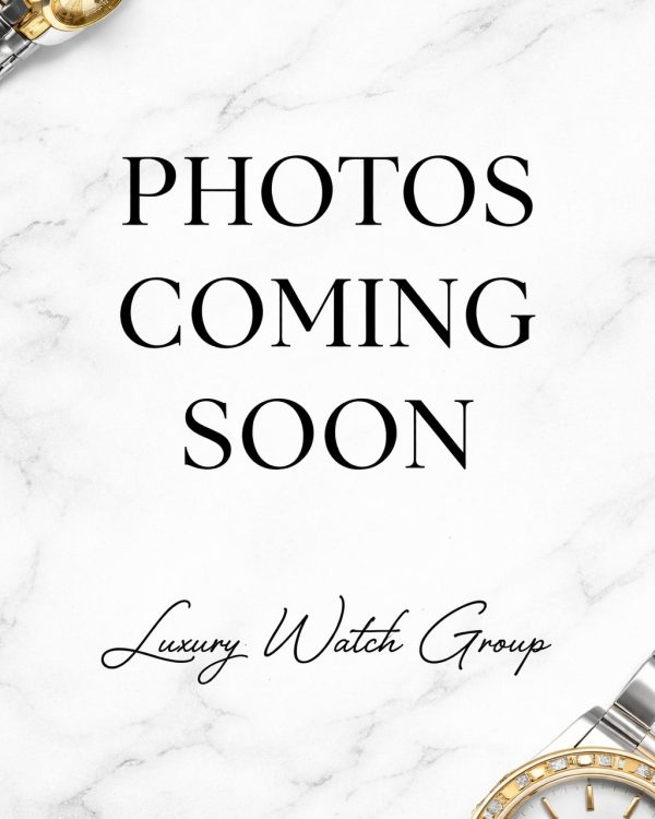 Rolex Oyster Perpetual 114300 39mm, Rhodium grey dial, smooth bezel, Oyster bracelet, stainless steel case.