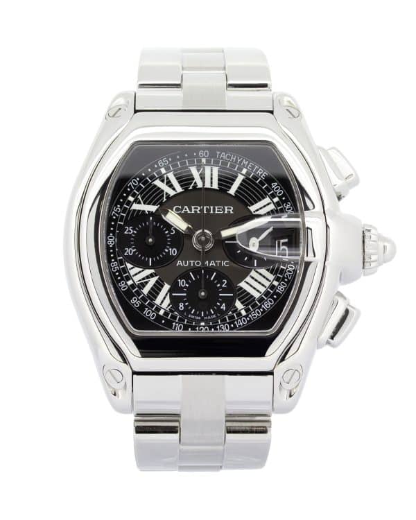 Cartier Roadster 2618 XL 43x47mm case, black dial, stainless steel bracelet, chronograph function.